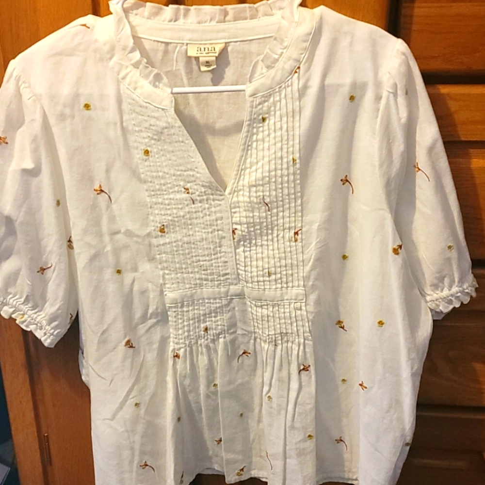 XL white blouse with brown flowers